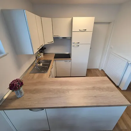 Annie's Apartment